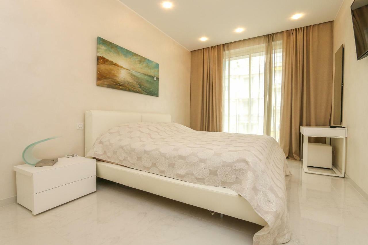 Seafront Modern Apartment Nizza Exterior foto